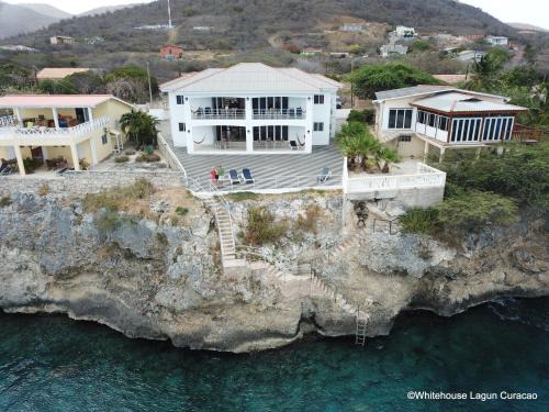 Lagun Apartment | Whitehouse Lagun Apartments