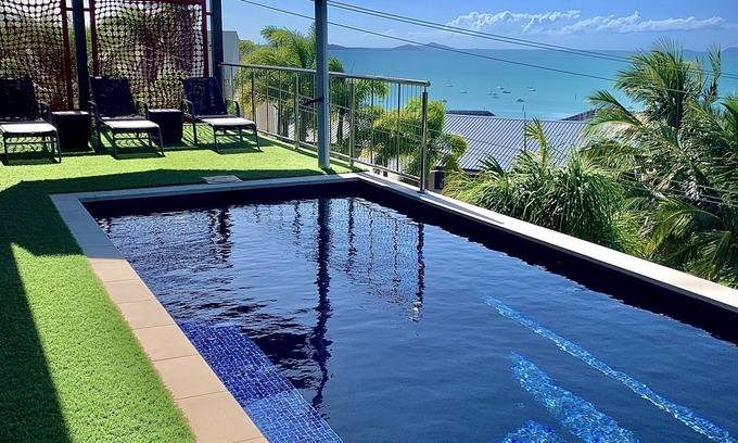 Airlie Beach Apartment | Whitsunday Dreams