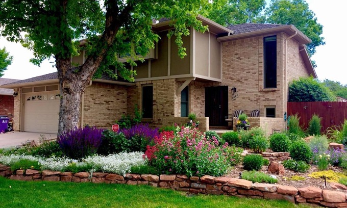 Bear Valley House | Whole Denver Home, close to it all!