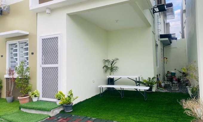 San Fernando House | Whole house in San Fernando