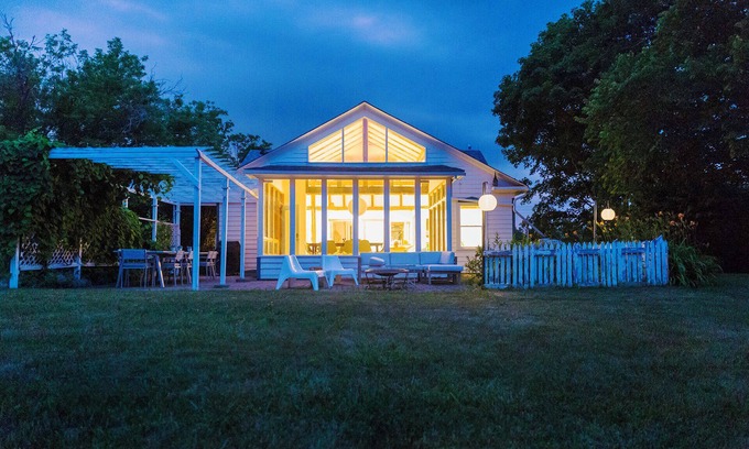 Bongard House | Wilda Farmhouse | 4 Bedrooms | 8 Guests | Hot Tub