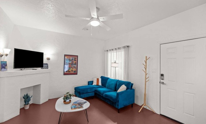 Rincon Heights House | Wildcat Chalet Walking to U of A