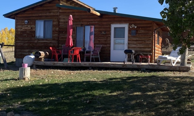 Corvallis Cabin | Wilderness Spirit Cabins 'Bear Cave' cabin-family friendly/sportsman paradise