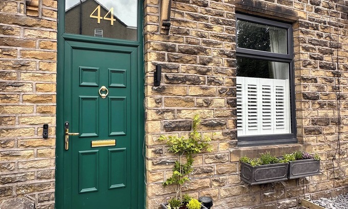 Oxenhope Cottage | WILDFELL COTTAGE, pet friendly, luxury holiday cottage in Oxenhope