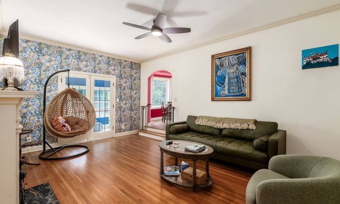 Clintonville House | Wildflower Haven Minutes to City