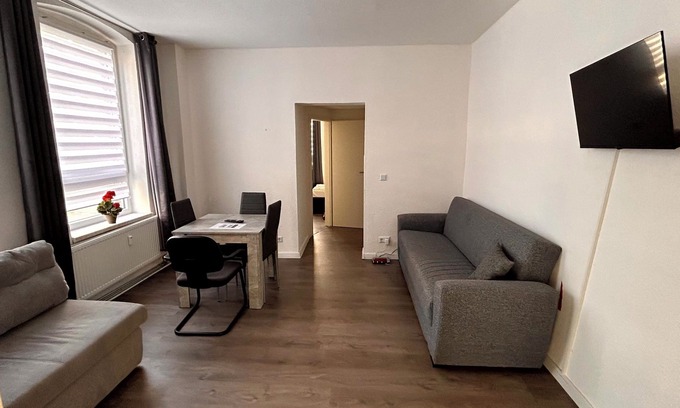Neumuenster House | Wilhelmstraße 19 W1 - 2 bedrooms with living room