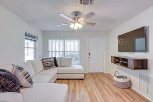 Williston Highlands House | Williston Home with Yard 6 Mi to Devils Den Spring