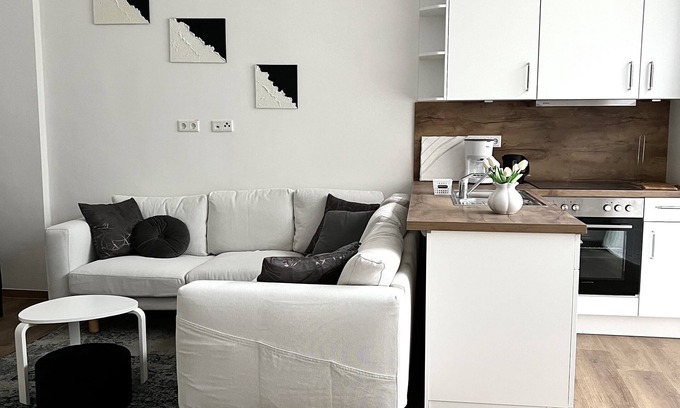 Varel Apartment | Willkommen bei Suite One Lahnstraße