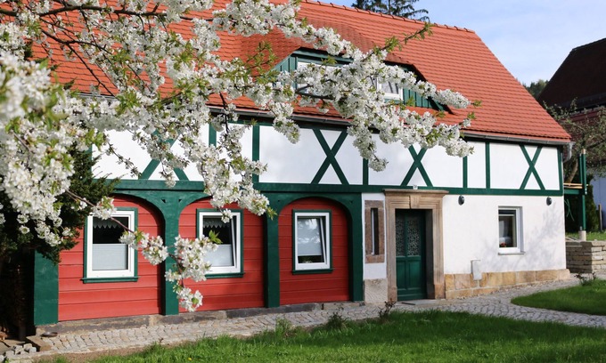 Jonsdorf House | Willkommen im Zittauer Gebirge im Luftkurort Jonsdorf