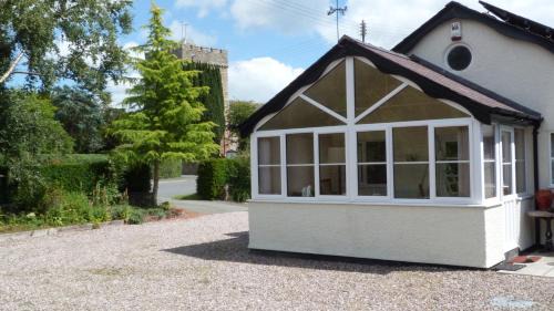 Lydbury North Apartment | Willow Cottage