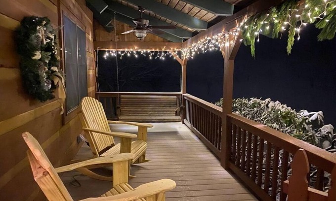 Damascus Cabin | Willow Tree Retreat Damascus, VA