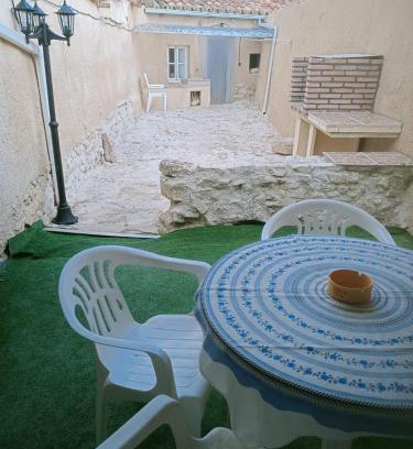 Pedrosa del Rey House | Willy Fogg