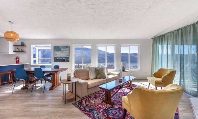 Lyle House | Wind View,Columbia River View, Lyle, WA
