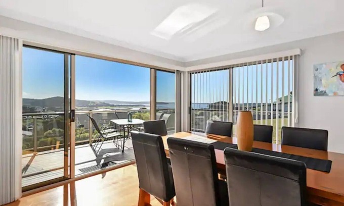 St Helens Apartment | Windbourne House | The Ultimate Base