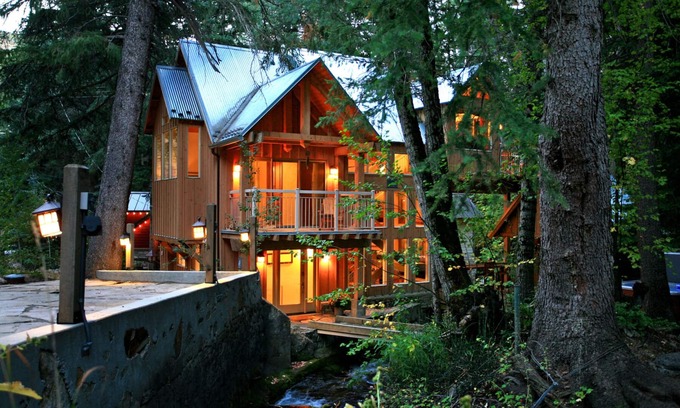 Sundance House | Windows on Water, Stream, Hot Tub, Big Trees, Walk to Sundance