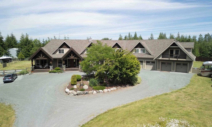 Regional District of Nanaimo House | Windrush Country Estate n☆n1BR Private Luxury Suiten