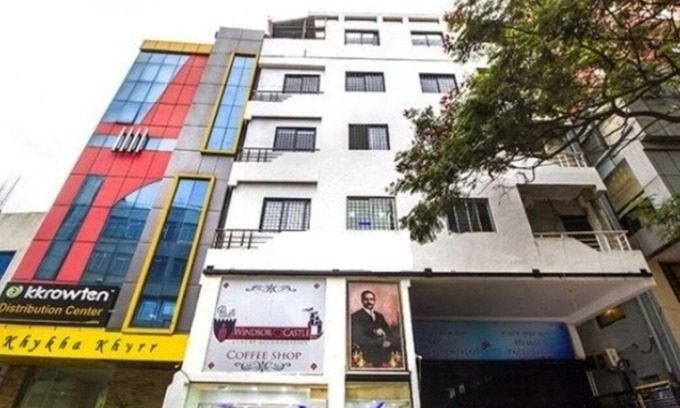 Bangalore City Center Hotel | Windsor Castle Inn with parking
