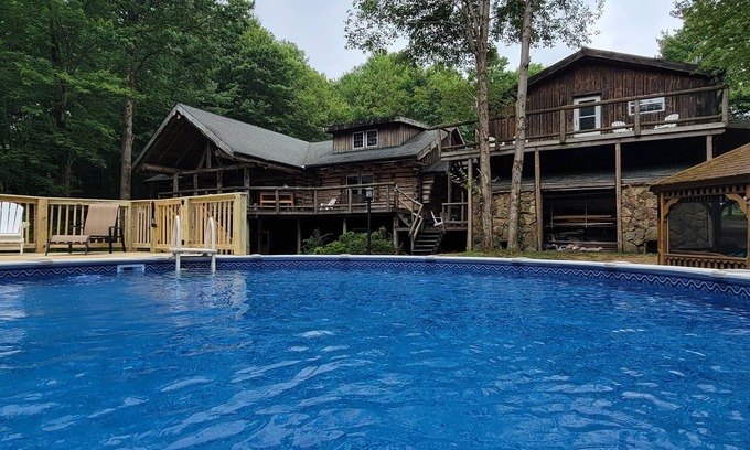 Ohiopyle Cabin | Wingard Lodge | 7BR, 5.5BA, Pool, Hot Tub, Gorgeous Log Cabin with Amazing Views!