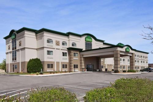 Pueblo Hotel | Wingate by Wyndham Pueblo