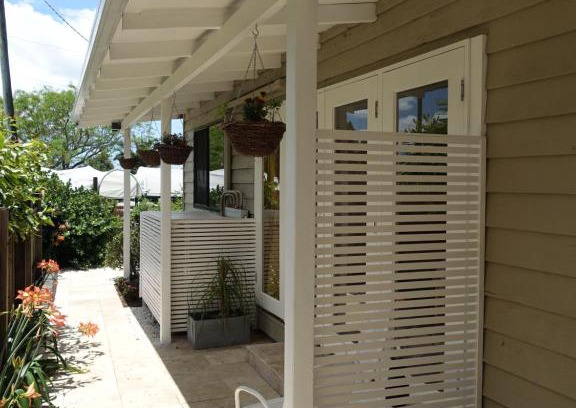 Palmwoods Bed & Breakfast | Winston Cottage