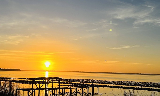Florida South Atlantic Coast House | WINTER 24-25 NOW AVAILABLE ! Amazing Views, Great Fishing Lake and Pet Friendly!