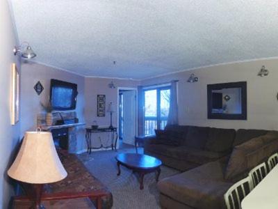 Ghent Apartment | Winterplace Condos - Ski in Ski out E104
