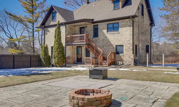 Port Washington House | Wisconsin Vacation Rental Near Lake Michigan