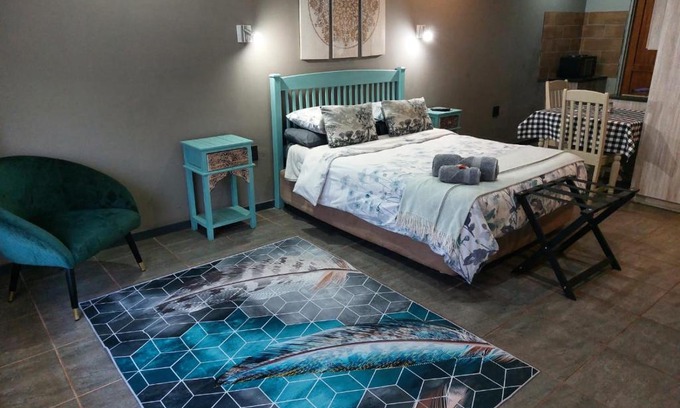 Tsantsabane House | Wisteria Lane Guesthouse