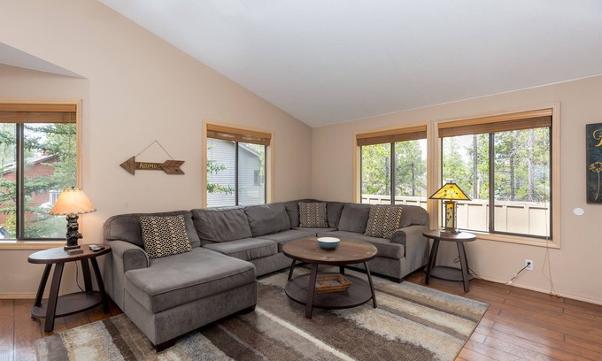 Deer Park House | Witc04 - Dog Friendly, Hot Tub, Great Views