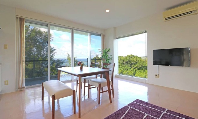 Kadena-cho Apartment | With a terrace with ocean view Slowly Okinawa LIF/Nakagami-gun Okinawa