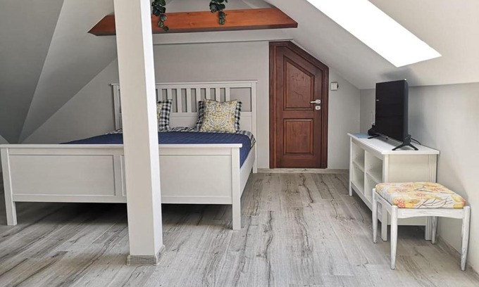 Szeligi Apartment | Wodna Ostoja z pokojem zabaw nad jeziorem