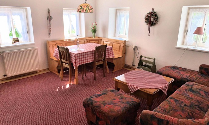 Gunzenhausen Apartment | Wohnung 3 Stilvoll Gestaltet 70 qm