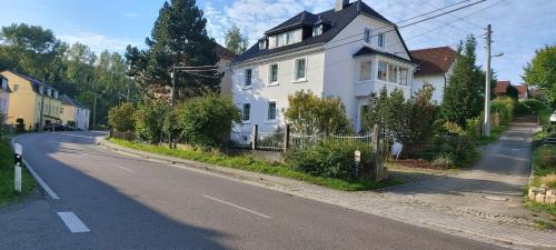 Hanichen Apartment | Wohnung In Hänichen Mit Garten