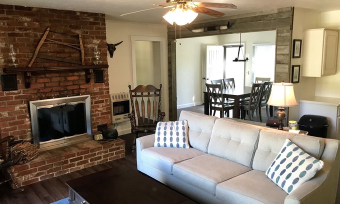 Board Camp House | Wolf Pen Gap Getaway