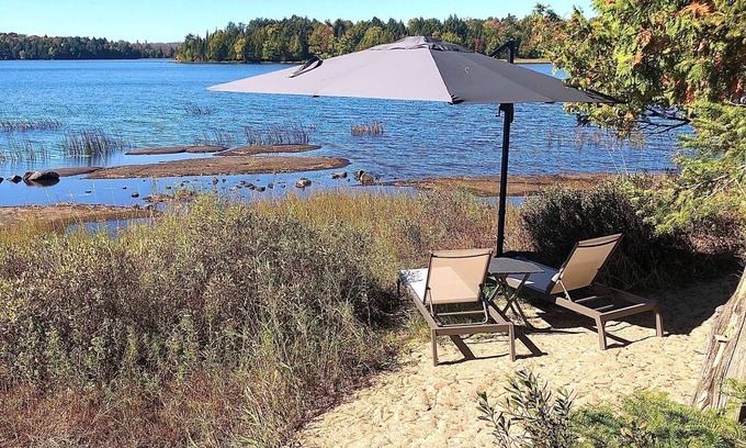 North Bay Cottage | Wolfe Lake Cottage sleeps eight - Nipissing, Ontario, Canada
