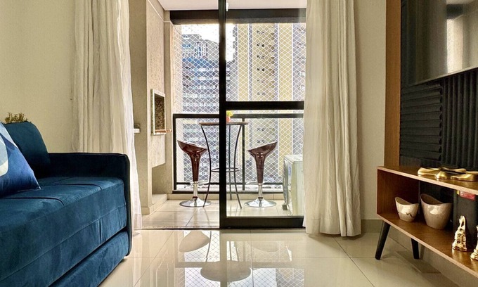 Bigorrilho Apartment | Wonderful and High 2 Bedroom Condominium Club Sky