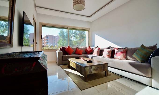 Hivernage Apartment | Wonderful, Apartment