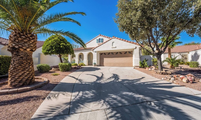 Green Valley House | Wonderful Green Valley Henderson Home