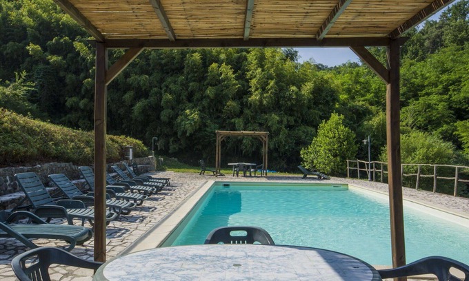Serravalle Pistoiese Villa | Wonderful private villa for 16 people with WIFI, private pool, TV and parking