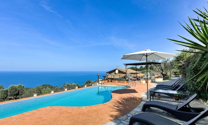 Monte Argentario Villa | Wonderful private villa for 8 people with WIFI, private pool, TV and patio