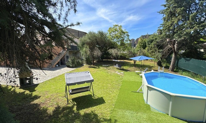 Vecchiano Villa | Wonderful private villa with WIFI, private pool, A/C, pets allowed and parking, close to Pisa