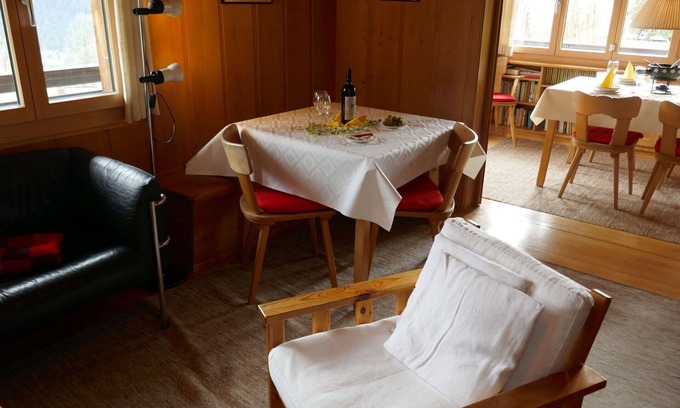 Grindelwald House | Wonderful private villa for 9 guests with WIFI, TV, balcony and pets allowed