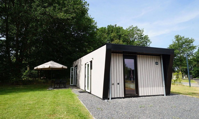 IJhorst House | Wonderful private villa for 4 guests with WIFI, pool, TV and terrace