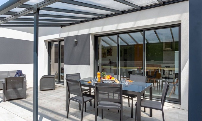 Locquirec House | Wonderful private villa for 4 guests with WIFI, hot tub, TV, terrace and pets allowed