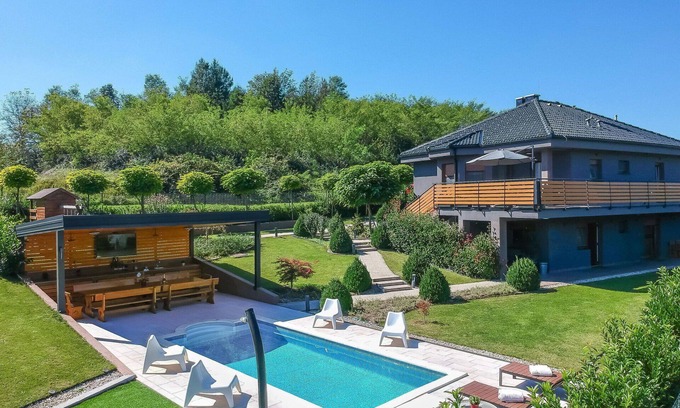 Presika House | Wonderful private villa with A/C, private pool, hot tub, WIFI, TV, terrace, panoramic view, parking