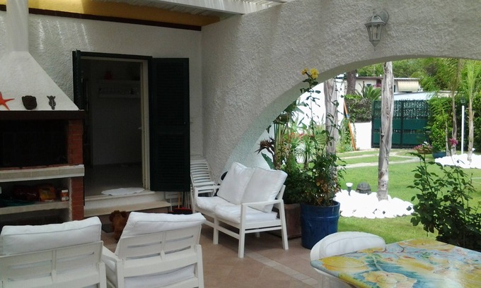 Colonia Elena Villa | wonderful Villa in beachfront residence