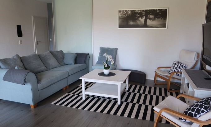 Schwanau House | Wonderful villa for 4 guests with WIFI, hot tub, TV and terrace