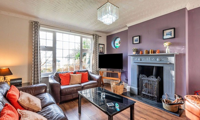 Dyffryn Ardudwy House | Wonderful villa for 11 people with WIFI, terrace, pets allowed and parking