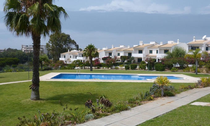 Areias de Sao Joao Villa | Wonderful villa w/Pool, Tennis, Wifi, Beaches, Old Center, Oura at a few steps.