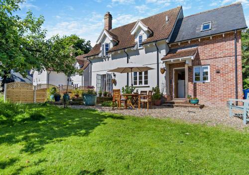 Ipswich House | Wood Lodge
